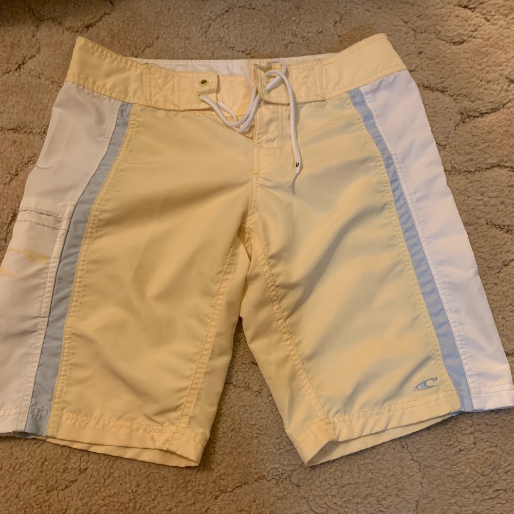 O’Neil womens mid length board shorts